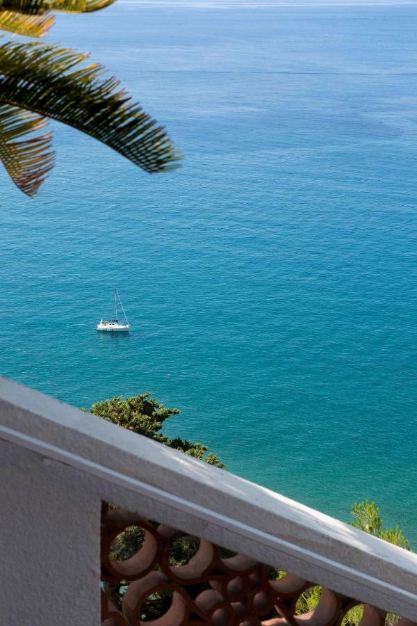 Le Calandre Bed and Breakfast Βεντιμίλια Εξωτερικό φωτογραφία